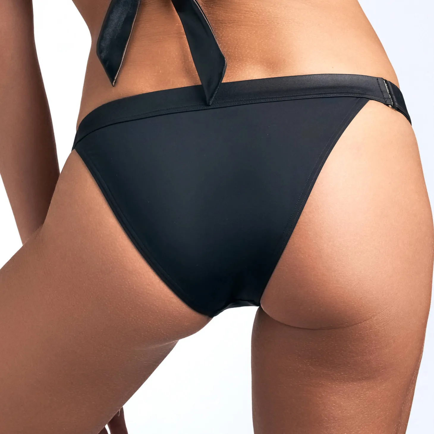 Bas De Maillot De Bain Slip Echancre