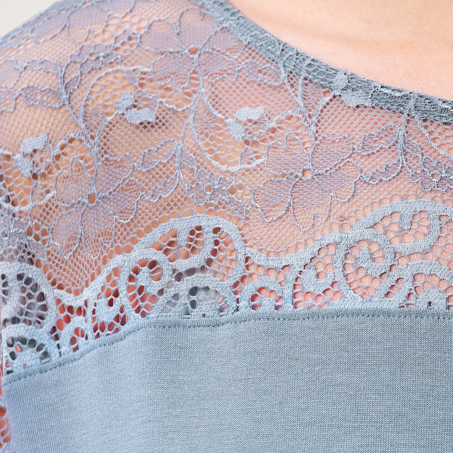 Chemise De Nuit