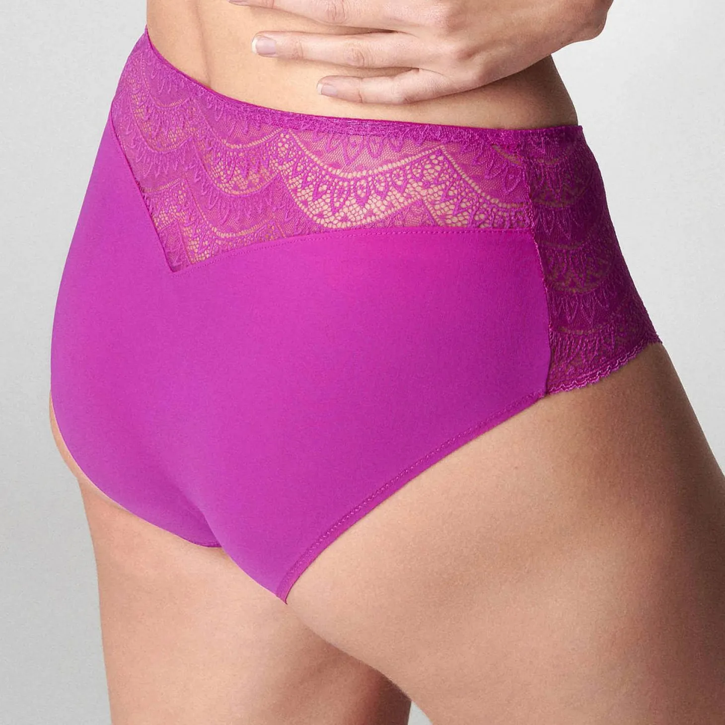 Culotte Haute En Dentelle