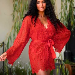 Kimono Court En Dentelle