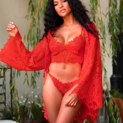Kimono Court En Dentelle