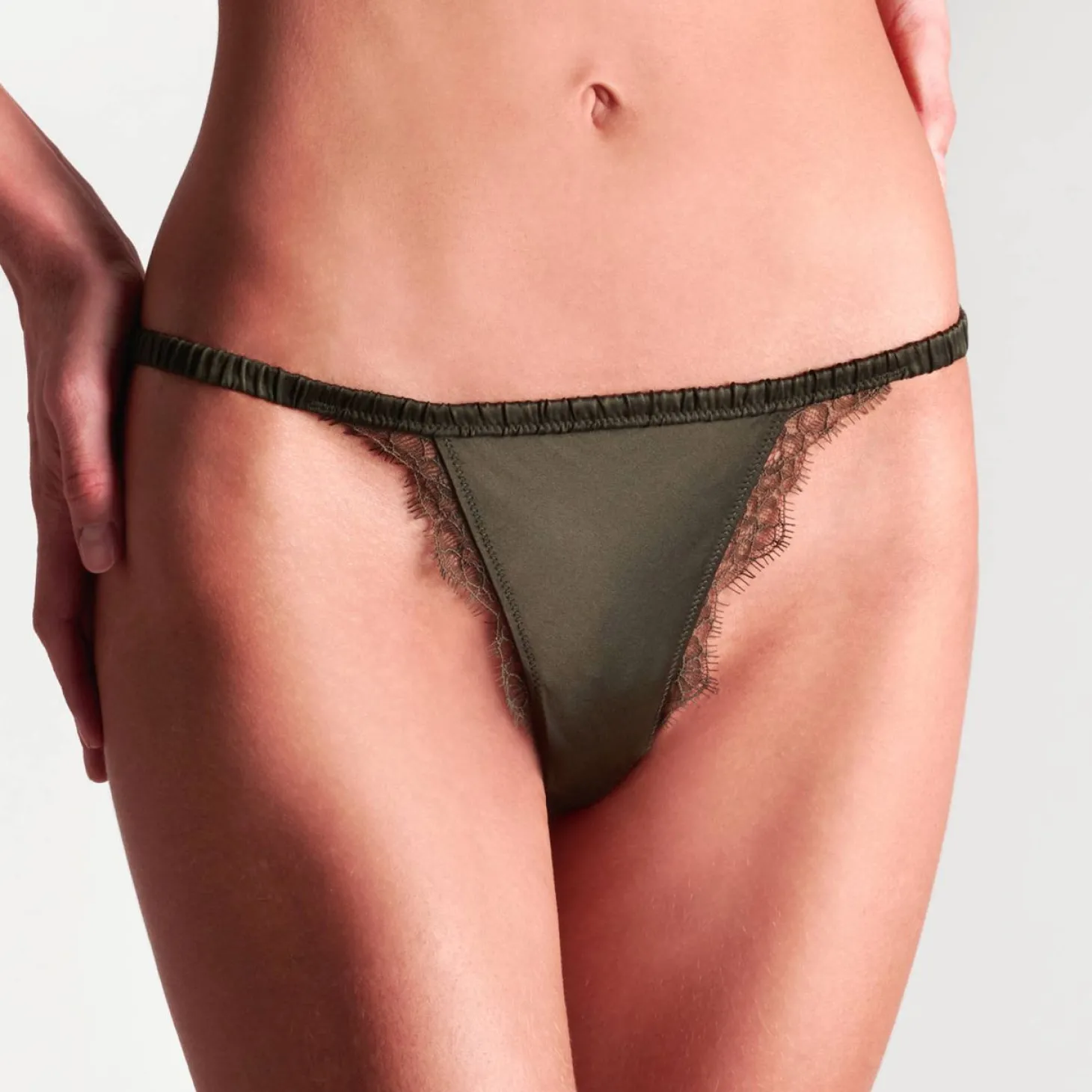 Mini String En Soie