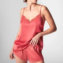 Short En Satin
