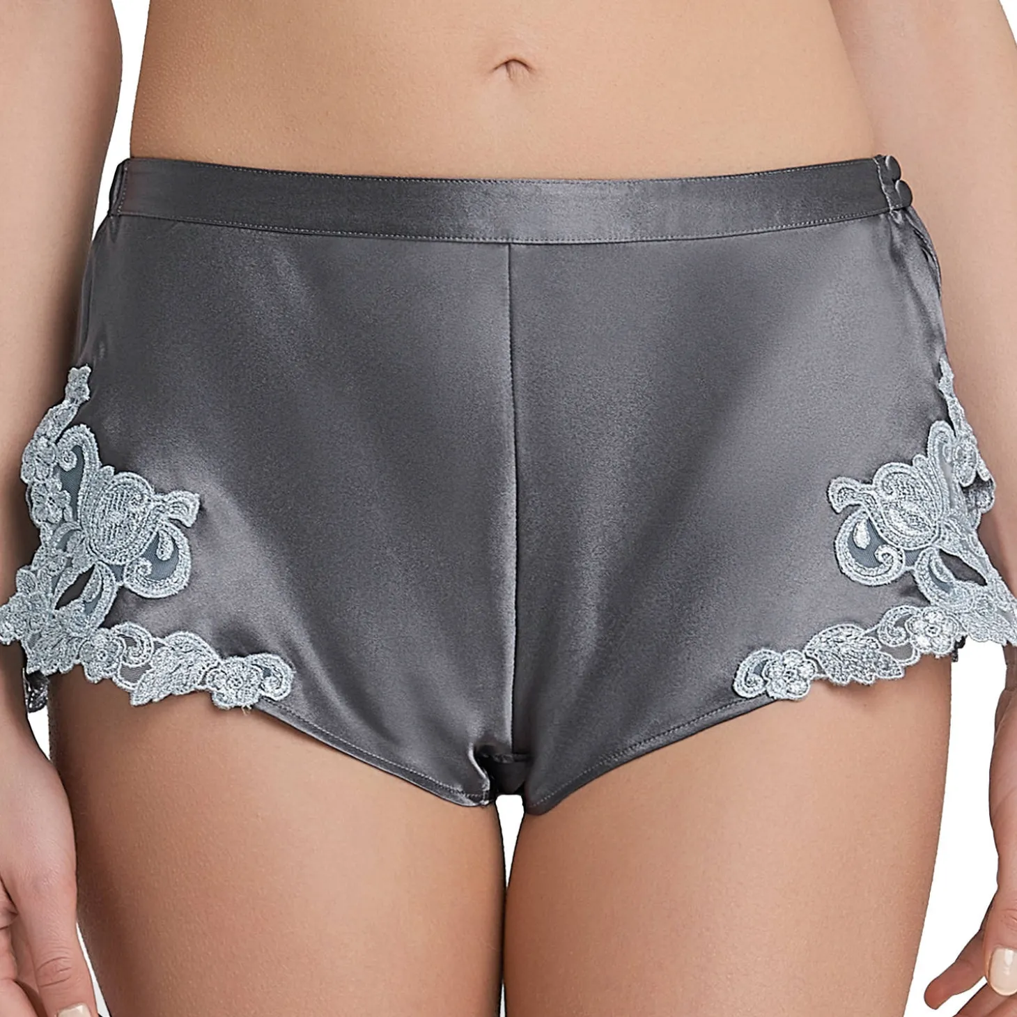 Short En Soie