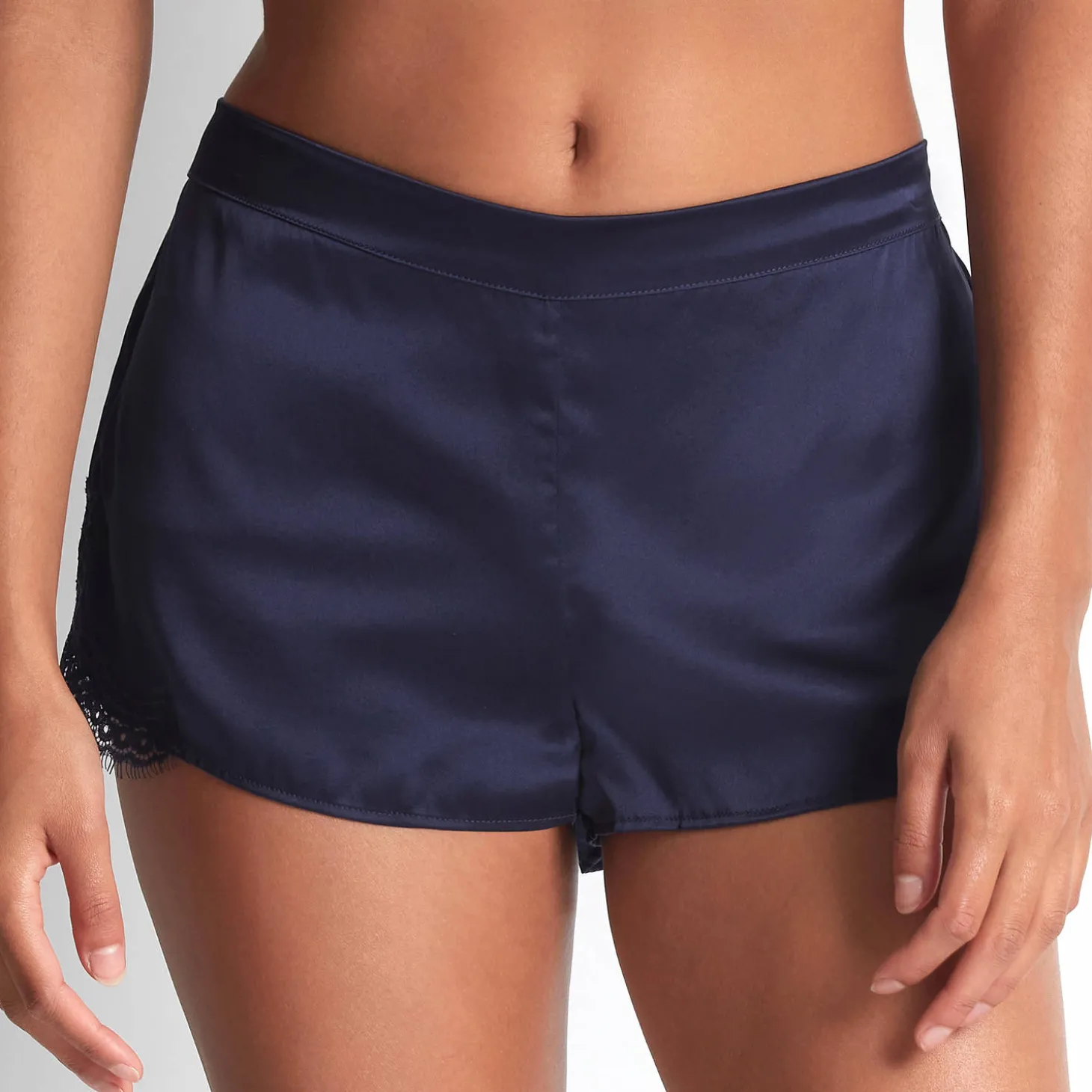 Short En Soie
