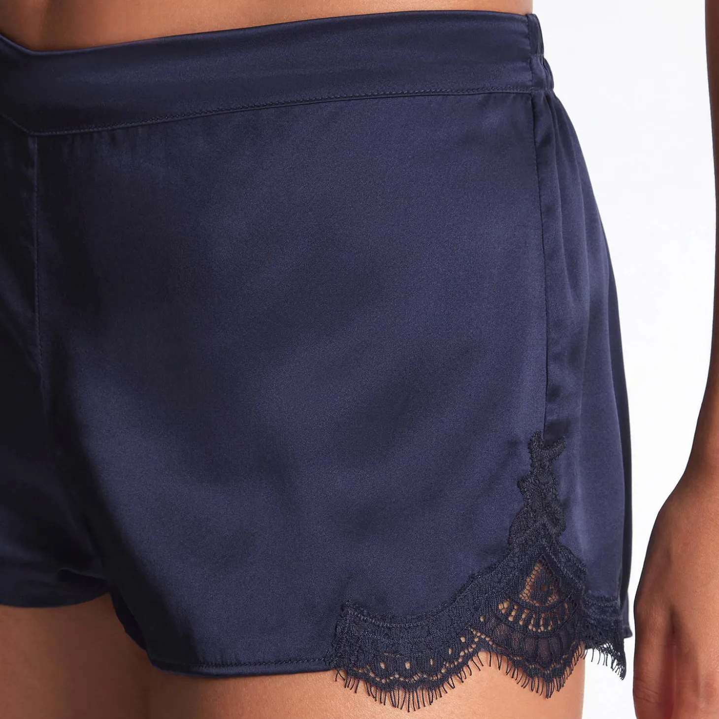 Short En Soie