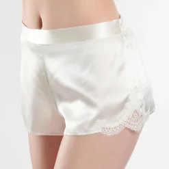 Short En Soie