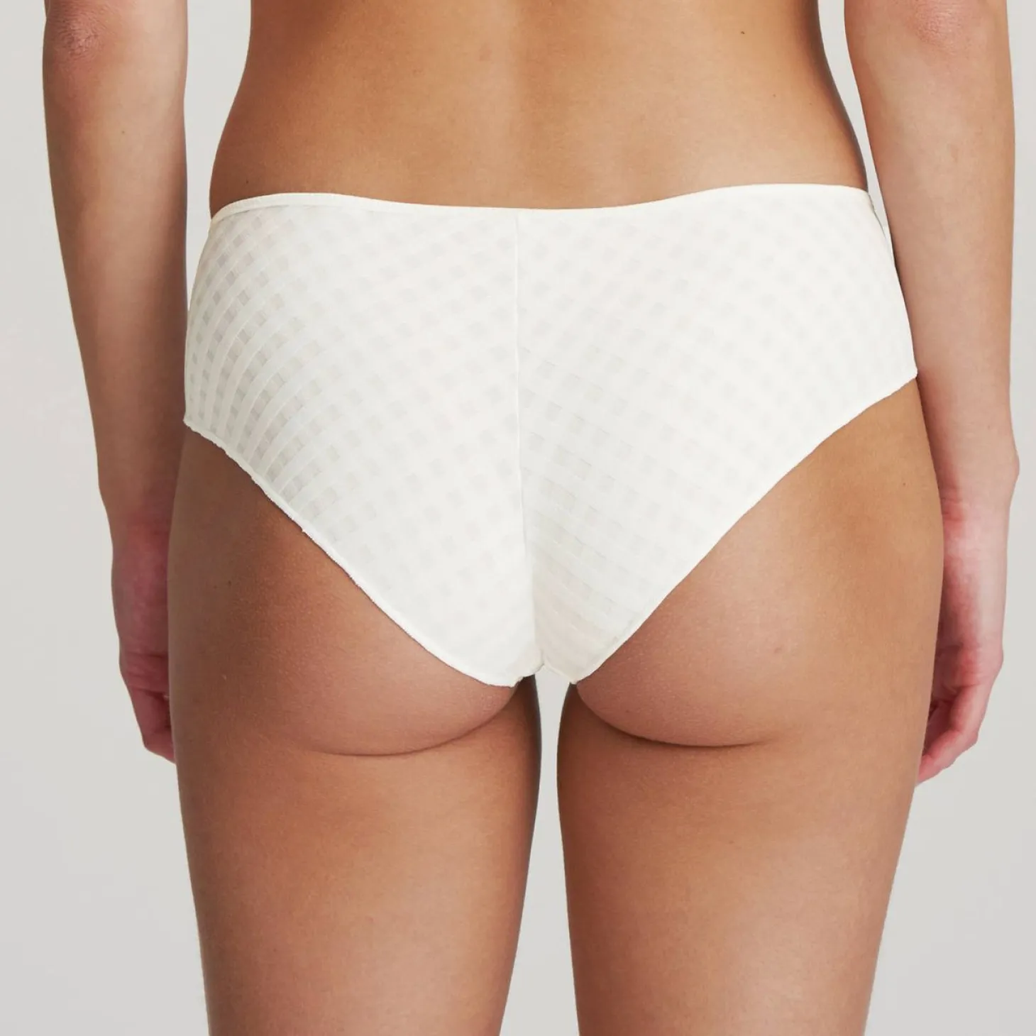 Shorty Echancre