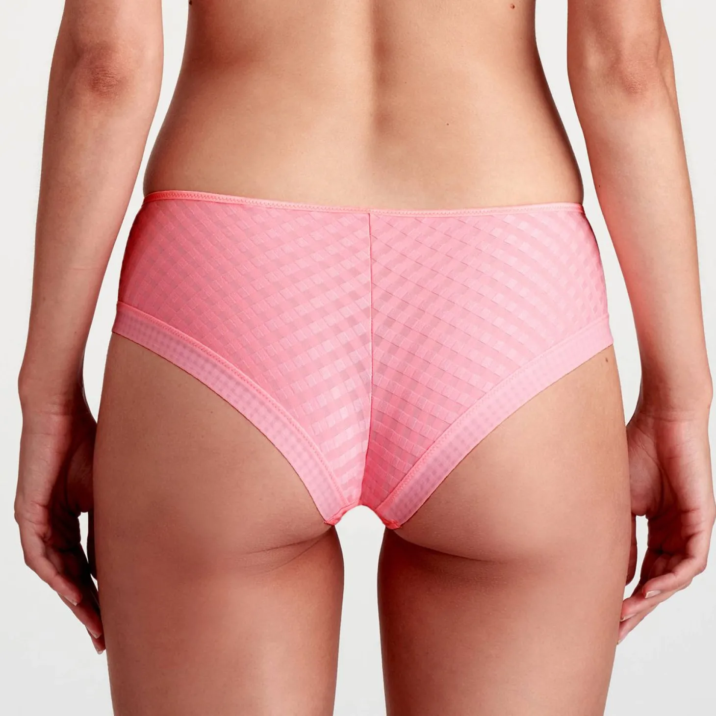 Shorty Echancre