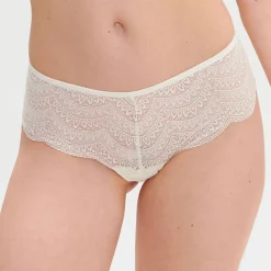 Shorty En Dentelle
