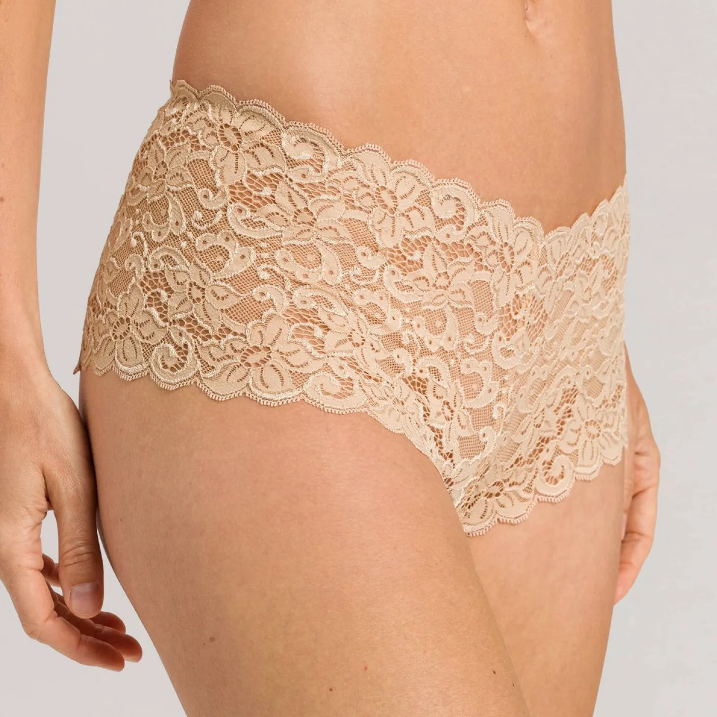 Shorty En Dentelle