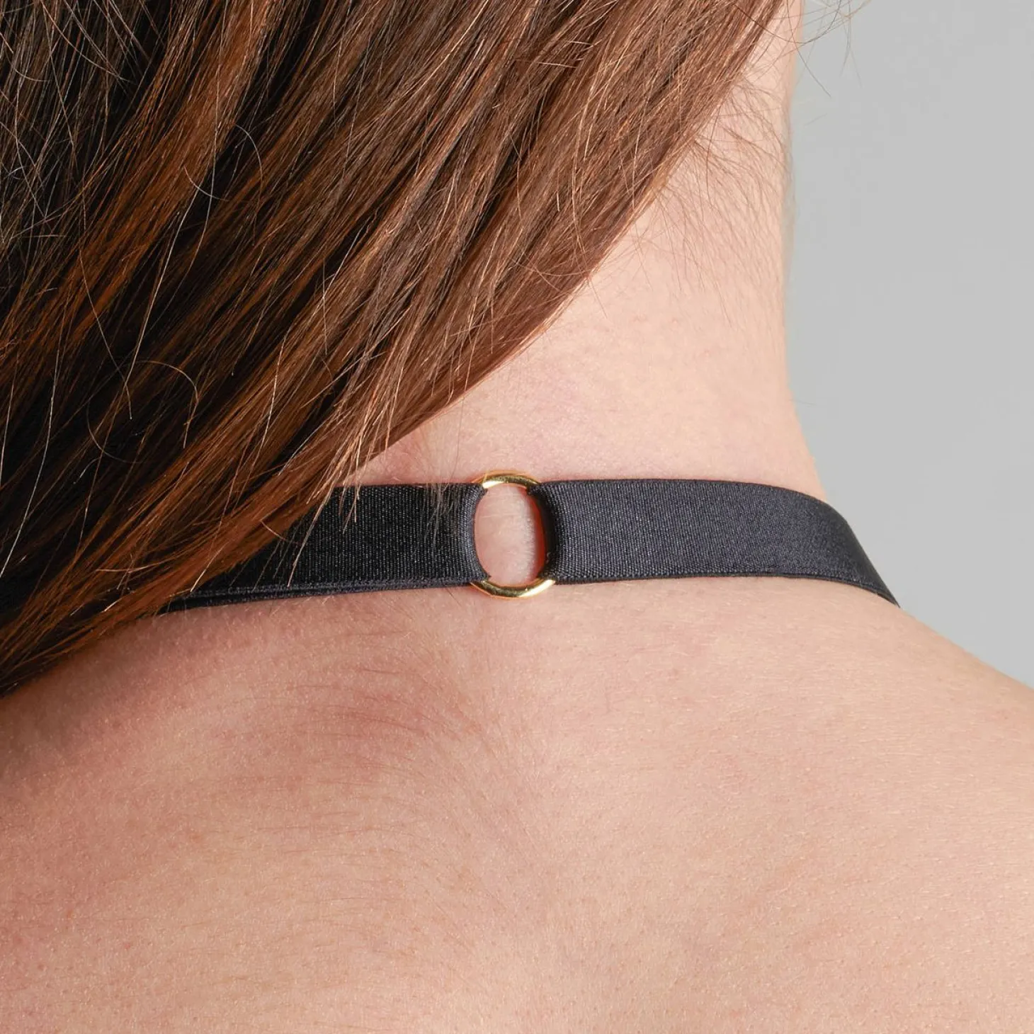 Slip Ouvrable Harnais En Dentelle