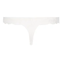 String Dentelle
