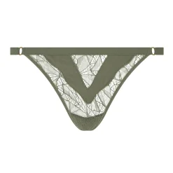 String En Dentelle