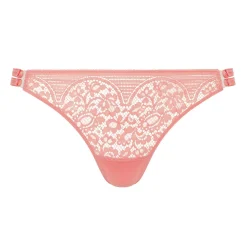 String En Dentelle