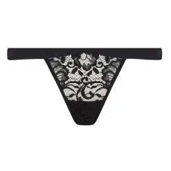 String En Dentelle