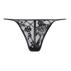 String En Dentelle