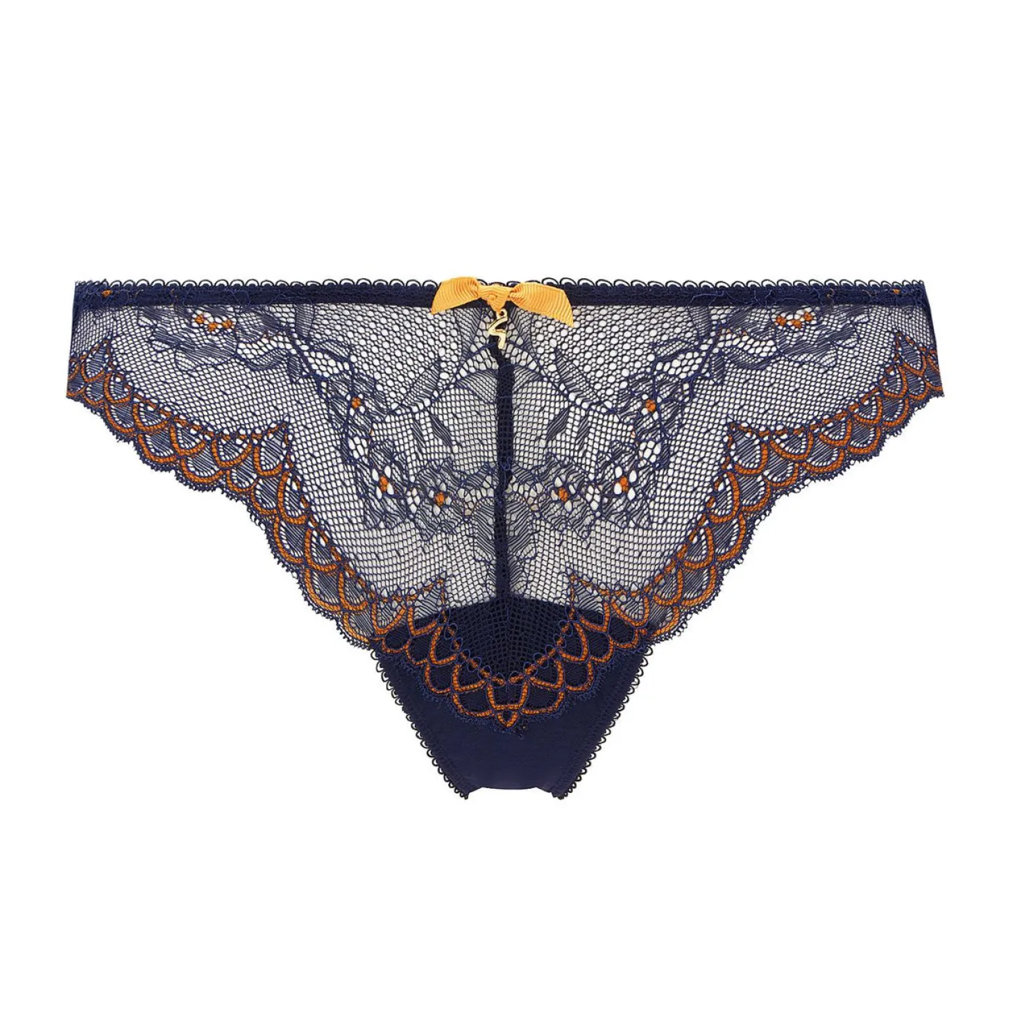 String En Dentelle