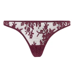 String En Dentelle
