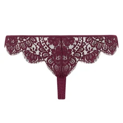 String En Dentelle