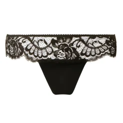 String En Dentelle