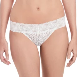 String En Dentelle