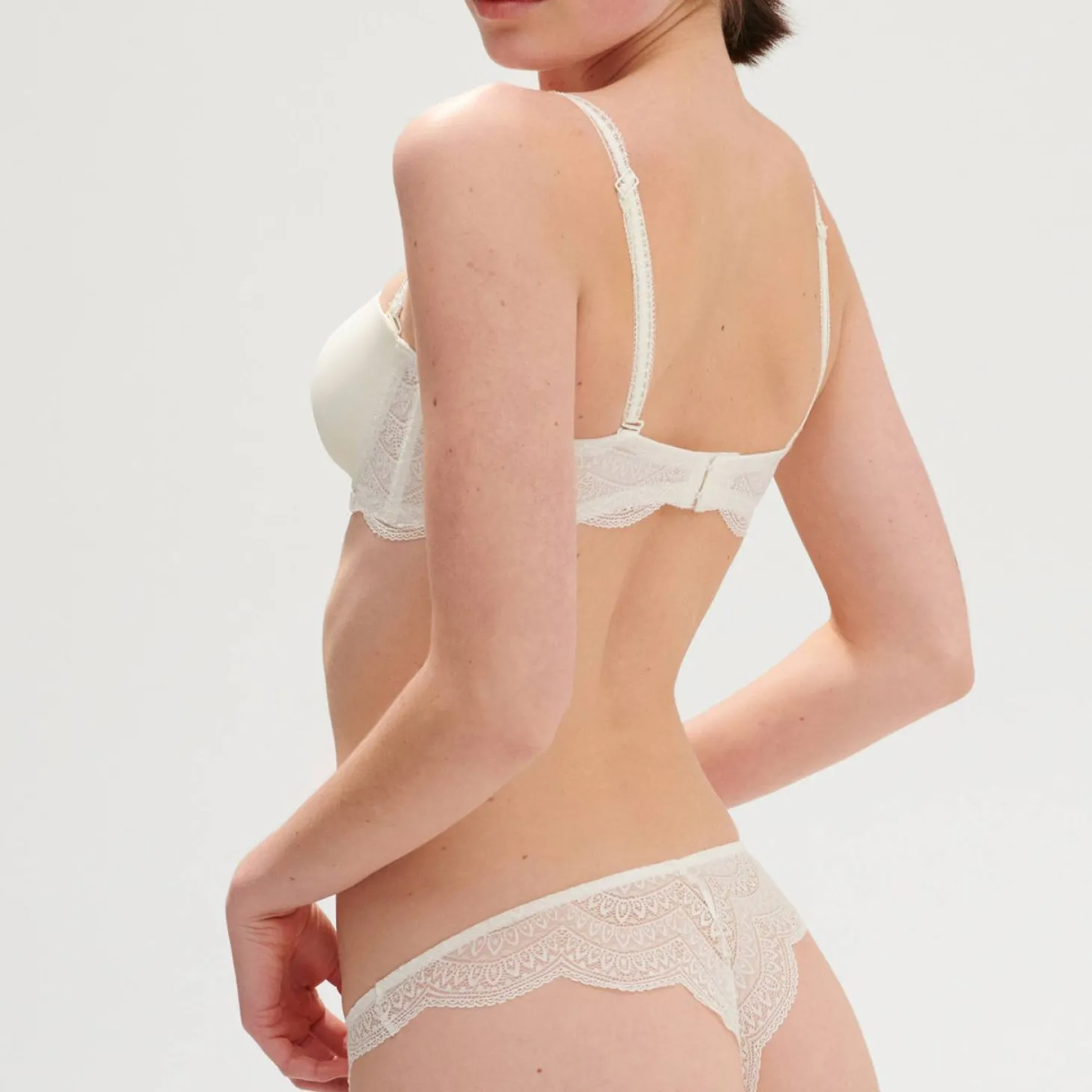 Tanga En Dentelle