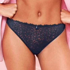 Tanga En Dentelle